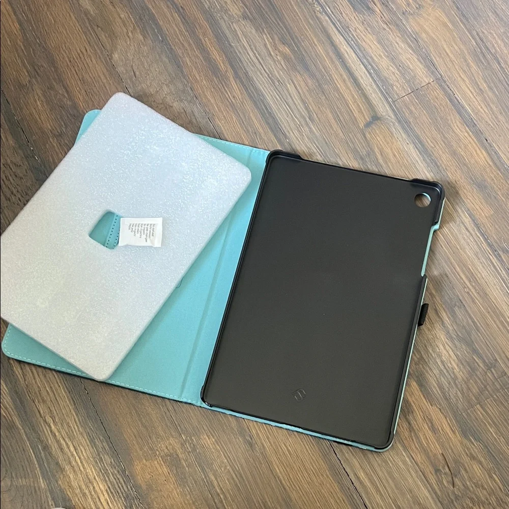 Blue Floral Branch Tablet or E-Reader Cover - Picture 3 of 4